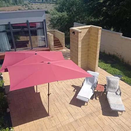 Сasa de vacaciones Solar Eclipse House